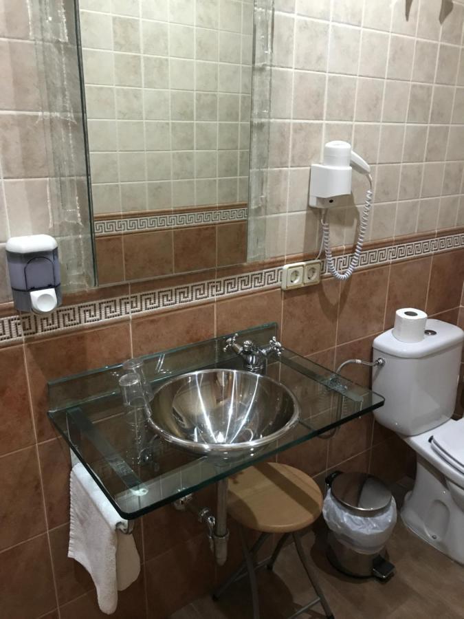Hotel Rural El Alberche Burgohondo Luaran gambar